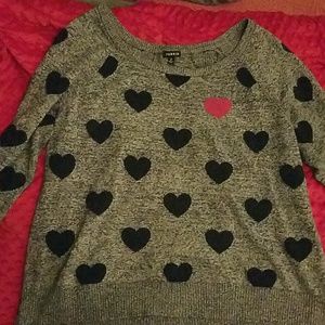 Torrid hearts scoop neck sweater size 2